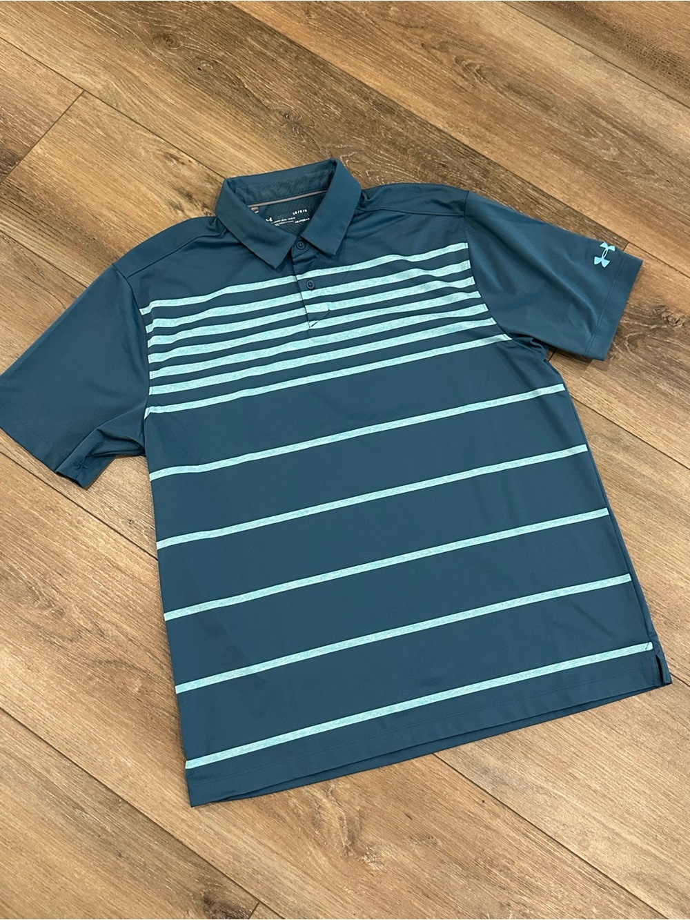 Under Armour Loose Fit HeatGear Polo Size Large, Teal Blue & Turquoise Stripes!
